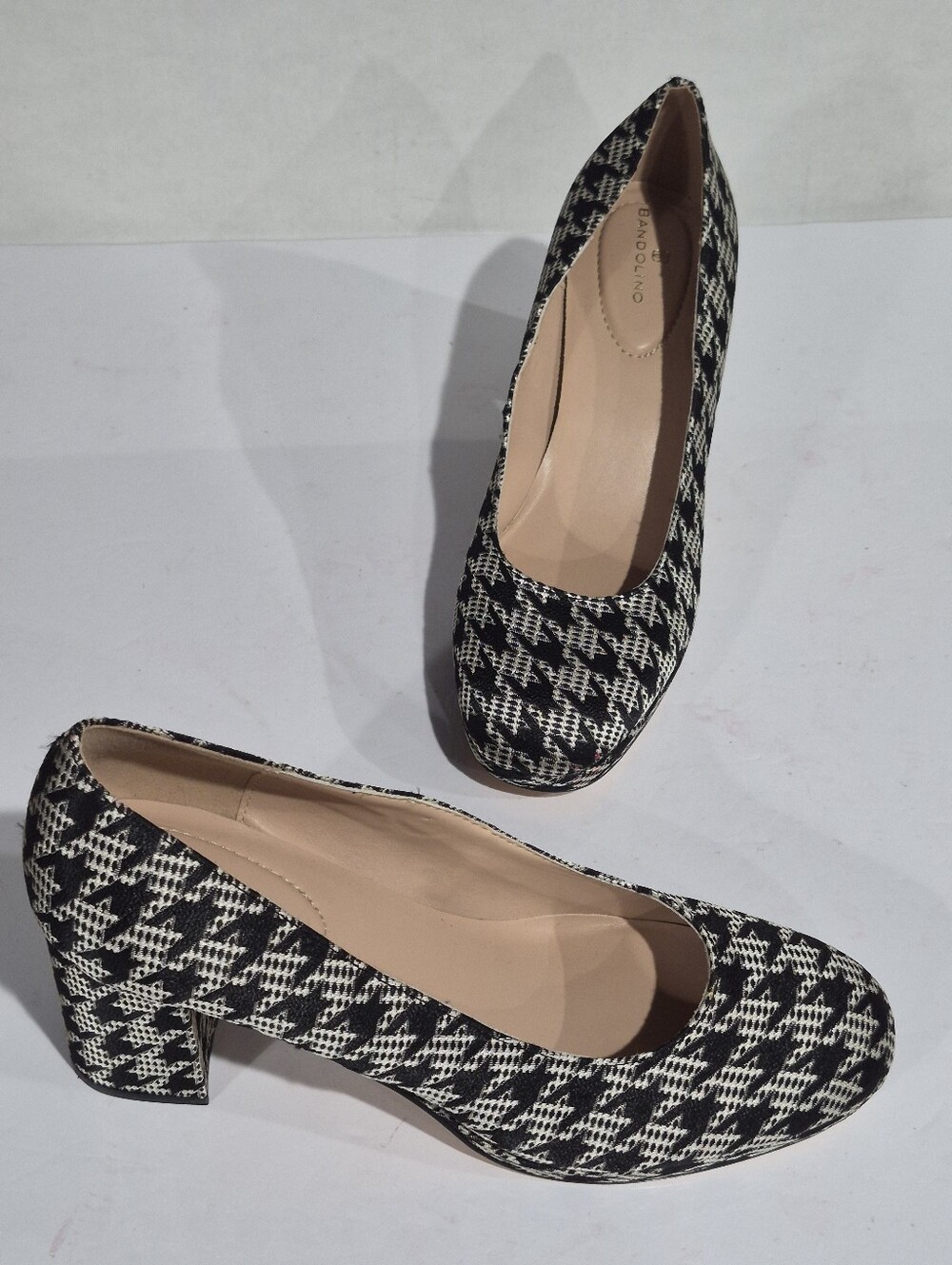 Bandolino Women's Black & White Houndstooth Block Heel Pumps Size 10W